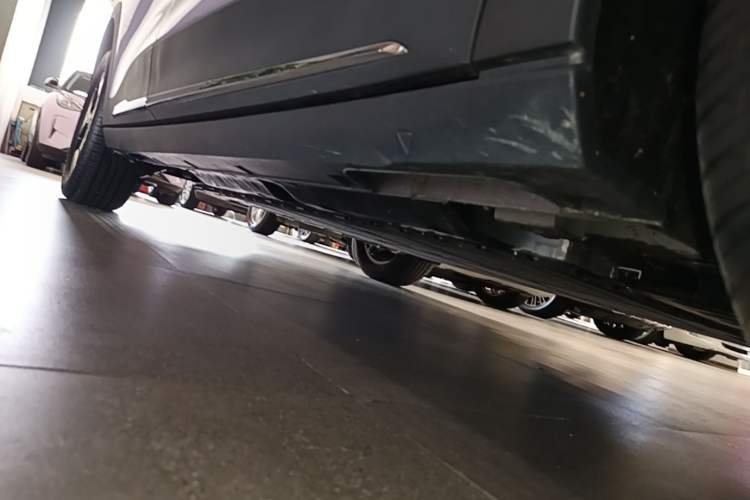 Used Geely Galaxy Geome 2025 UP 410km Exploration+ Edition Right Side Sill