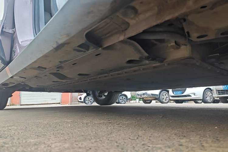 Used Geely Galaxy Geome 2025 310km Dream Edition Right Side Sill