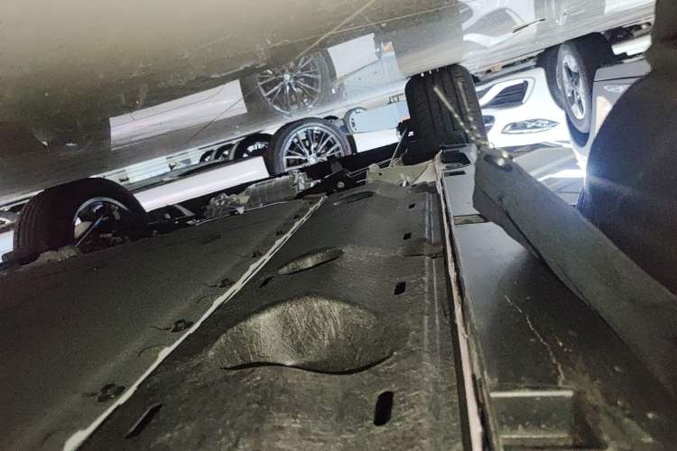 Used Geely Galaxy Geome 2025 310km Dream Edition Right Side Sill