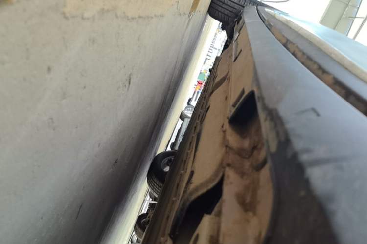Used Geely Galaxy Geome 2025 UP 410km Exploration Edition Right Side Sill