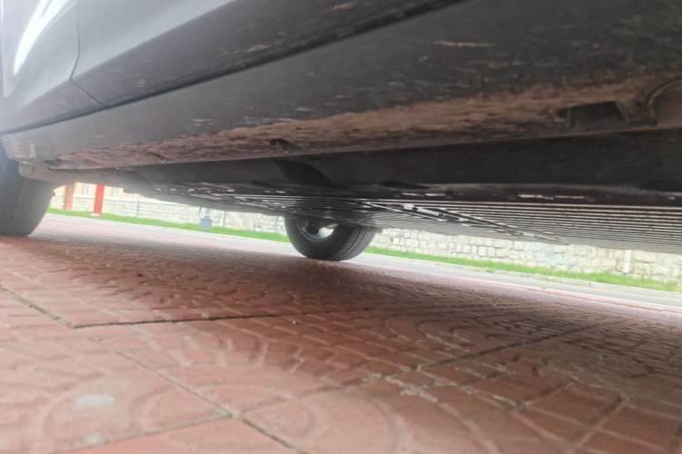 Used Geely Galaxy Geome 2025 410 km Free Version Right Side Sill