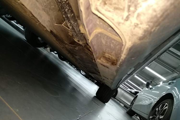 Used Geely Galaxy Geome 2025 UP 410km Exploration+ Edition Right Side Sill