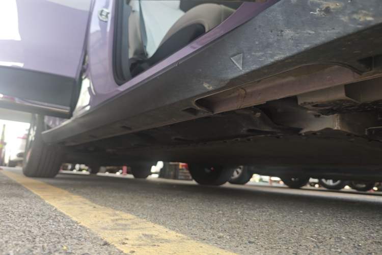 Used Geely Galaxy Geome 2025 UP 410km Exploration+ Edition Right Side Sill