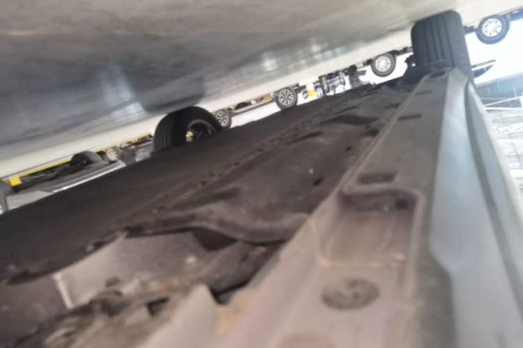 Used Geely Galaxy Geome 2025 UP 410km Exploration Edition Right Side Sill