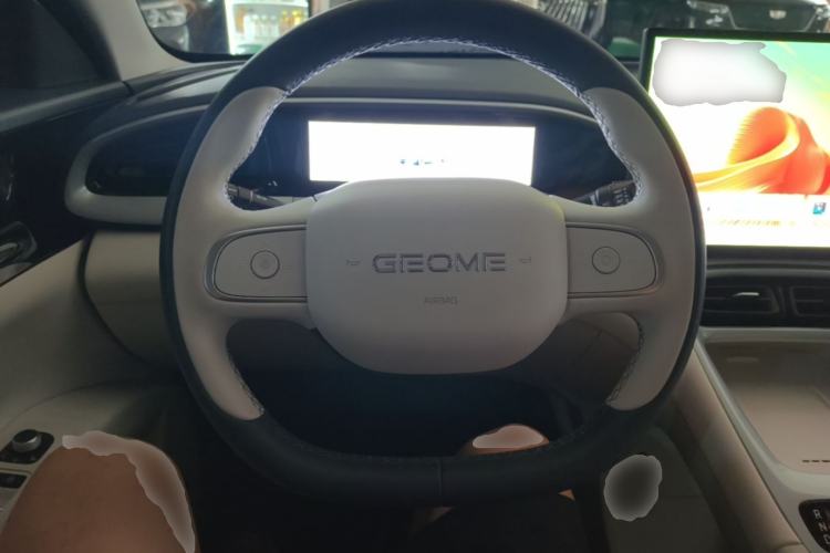 Used Geely Galaxy Geome 2025 UP 410km Exploration+ Edition Steering Wheel