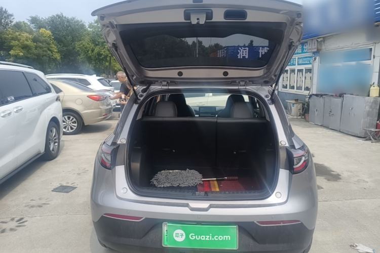 Used Geely Galaxy Geome 2025 310km Youth Edition Trunk