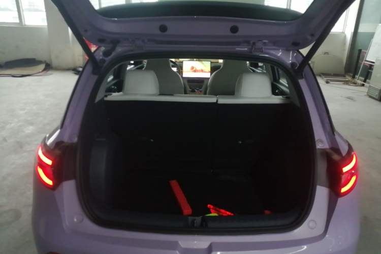 Used Geely Galaxy Geome 2025 UP 410km Exploration+ Edition Trunk