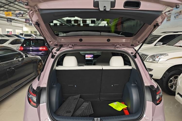 Used Geely Galaxy Geome 2025 310km Youth Edition Trunk