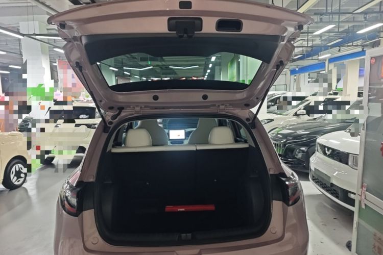 Used Geely Galaxy Geome 2025 310km Youth Edition Trunk