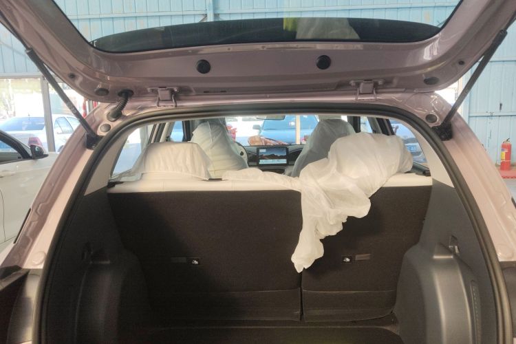 Used Geely Galaxy Geome 2025 310km Youth Edition Trunk