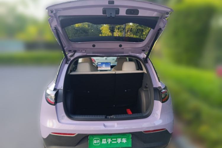 Used Geely Galaxy Geome 2025 UP 410km Exploration Edition Trunk