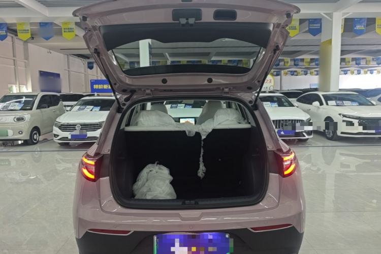 Used Geely Galaxy Geome 2025 310km Youth Edition Trunk
