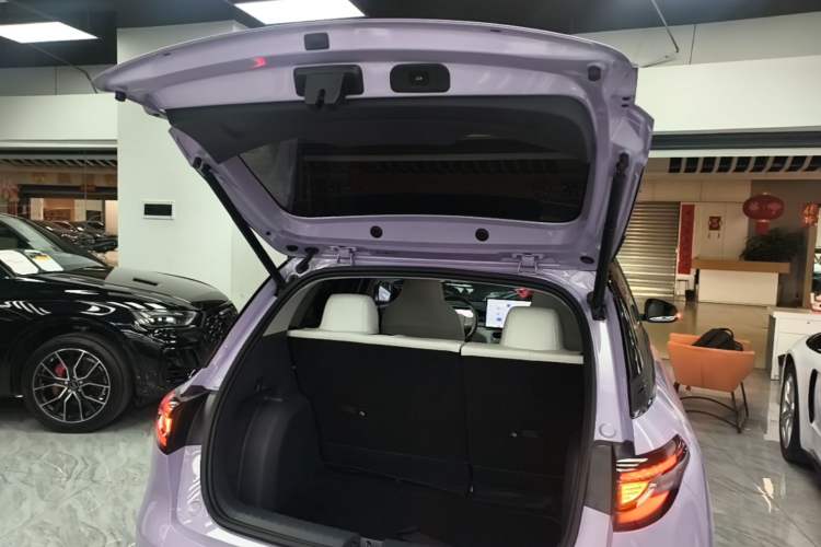 Used Geely Galaxy Geome 2025 UP 410km Exploration+ Edition Trunk