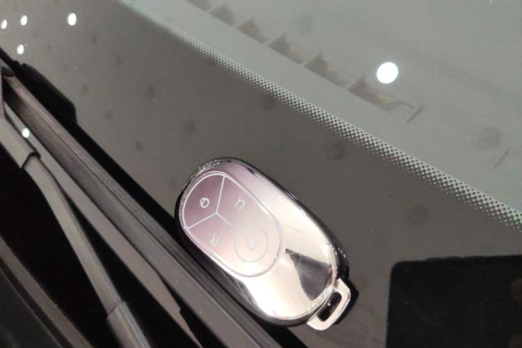Used Geely Galaxy Geome 2025 410 km Free Version Vehicle Key
