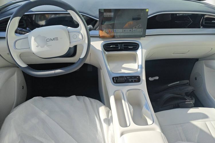 Used Geely Galaxy Geome 2025 310km Youth Edition Center Console