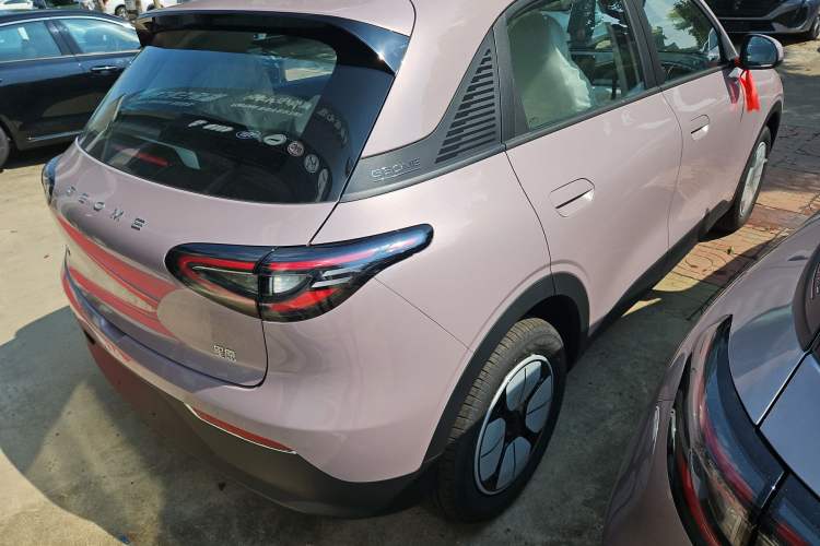 Used Geely Galaxy Geome 2025 310km Youth Edition Exterior 3