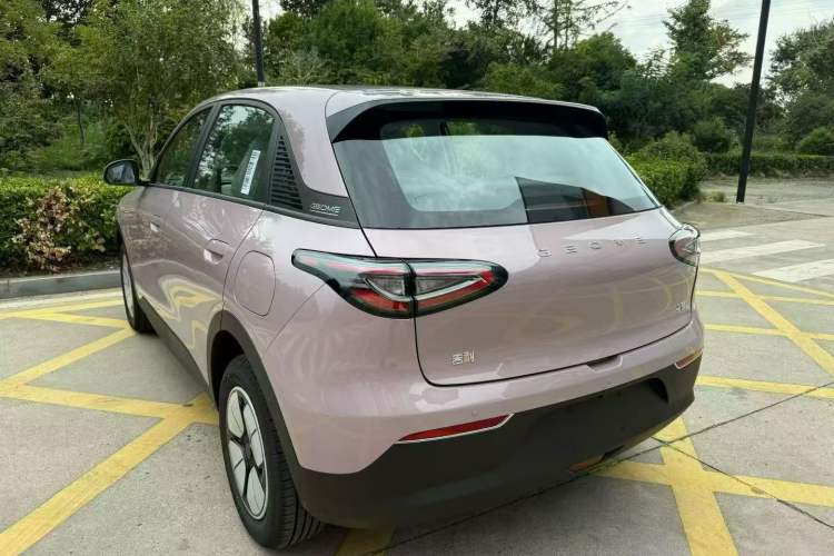 Used Geely Galaxy Geome 2025 310km Youth Edition Exterior 4