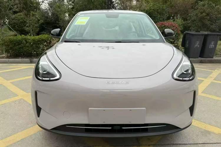 Used Geely Galaxy Geome 2025 310km Youth Edition Exterior 5