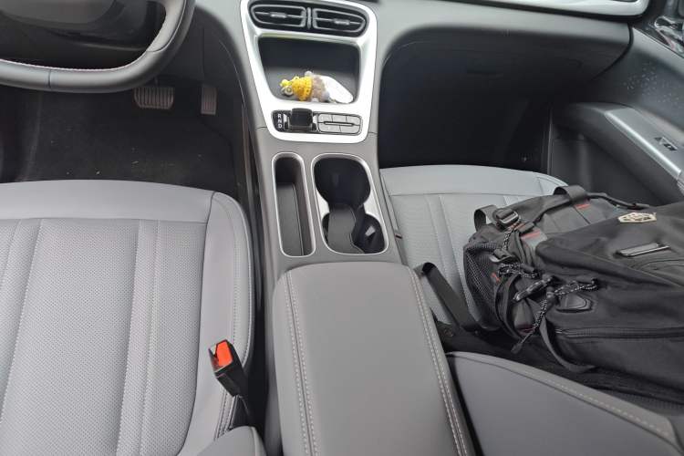 Used Geely Galaxy Geome 2025 310km Youth Edition Gear Lever