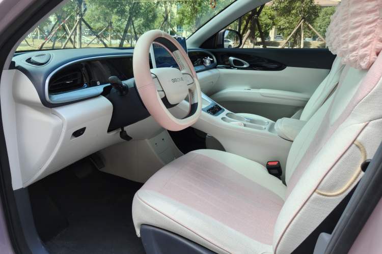 Used Geely Galaxy Geome 2025 UP 410km Exploration Edition Interior 1