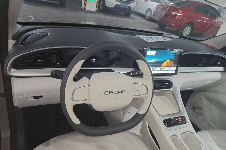 Used Geely Galaxy Geome 2025 310km Youth Edition Interior 3