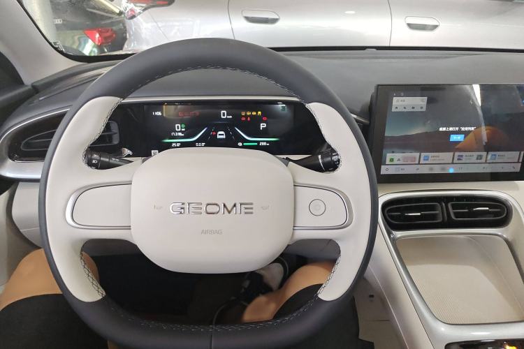 Used Geely Galaxy Geome 2025 310km Youth Edition Interior 3