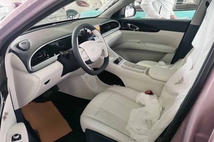 Used Geely Galaxy Geome 2025 310km Youth Edition Interior 4