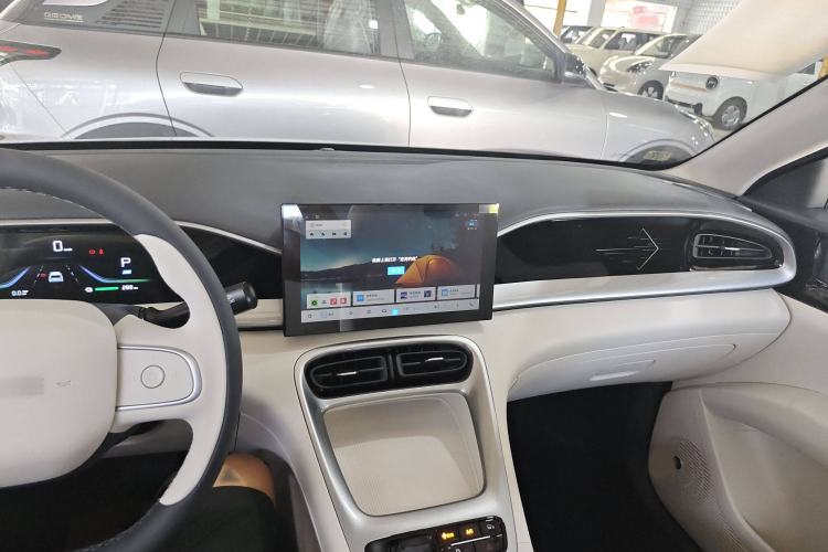 Used Geely Galaxy Geome 2025 310km Youth Edition Interior 4