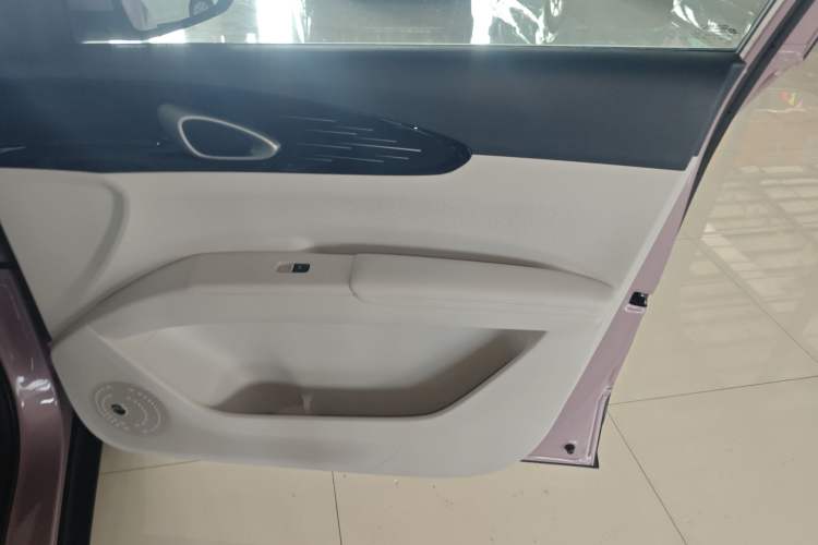 Used Geely Galaxy Geome 2025 310km Youth Edition Right Front Door Interior