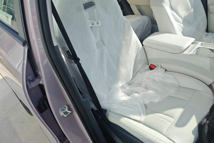 Used Geely Galaxy Geome 2025 310km Youth Edition Right Front Seat