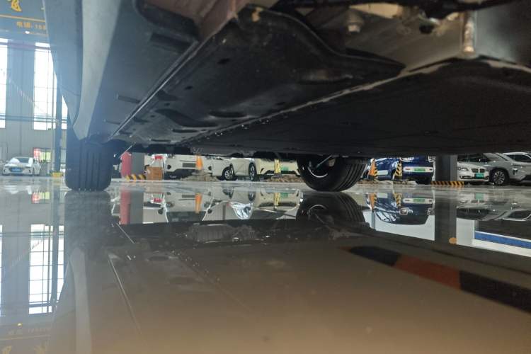 Used Geely Galaxy Geome 2025 310km Youth Edition Right Side Sill