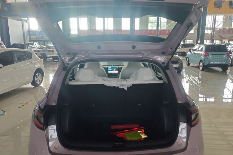 Used Geely Galaxy Geome 2025 310km Youth Edition Trunk