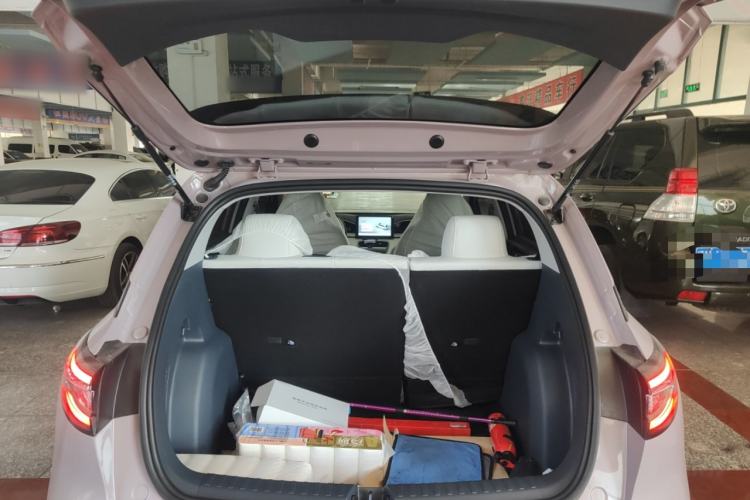 Used Geely Galaxy Geome 2025 310km Youth Edition Trunk