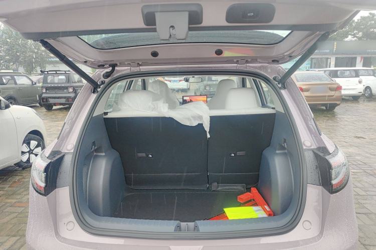 Used Geely Galaxy Geome 2025 310km Dream Edition Trunk