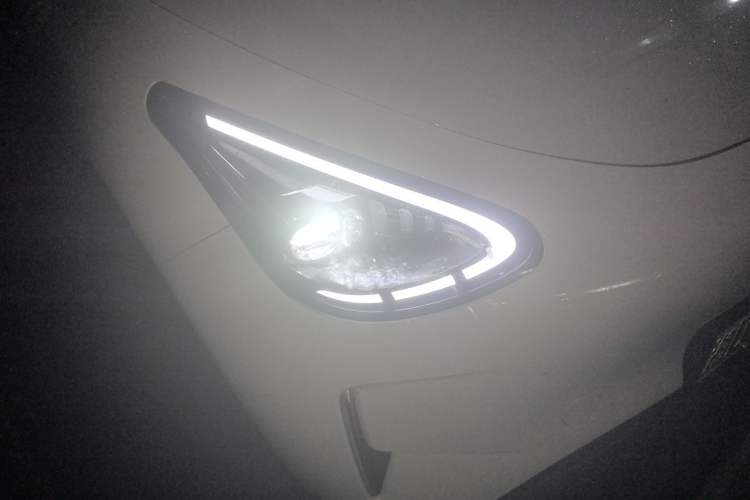 Used Geely Galaxy Geome 2025 UP 410km Exploration+ Edition Right Front Headlight