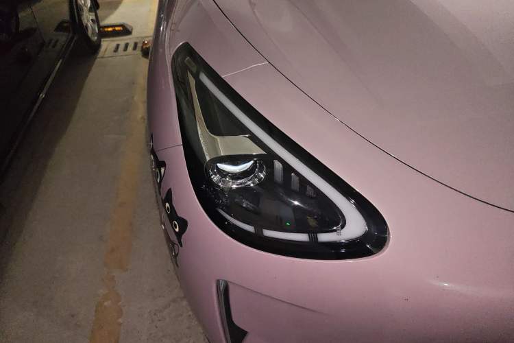 Used Geely Galaxy Geome 2025 UP 410km Exploration Edition Right Front Headlight