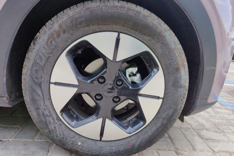 Used Geely Galaxy Geome 2025 310km Dream Edition Right Front Wheel Hub