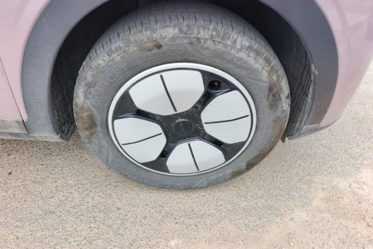 Used Geely Galaxy Geome 2025 310km Youth Edition Right Front Wheel Hub