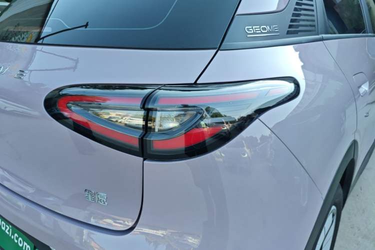 Used Geely Galaxy Geome 2025 310km Youth Edition Right Rear Taillight