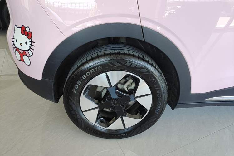 Used Geely Galaxy Geome 2025 UP 410km Exploration Edition Right Rear Wheel Hub