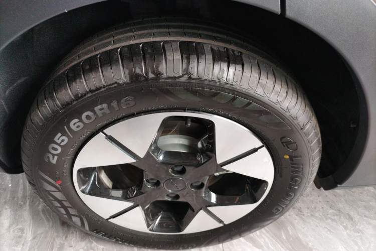 Used Geely Galaxy Geome 2025 310km Dream Edition Right Rear Wheel Hub