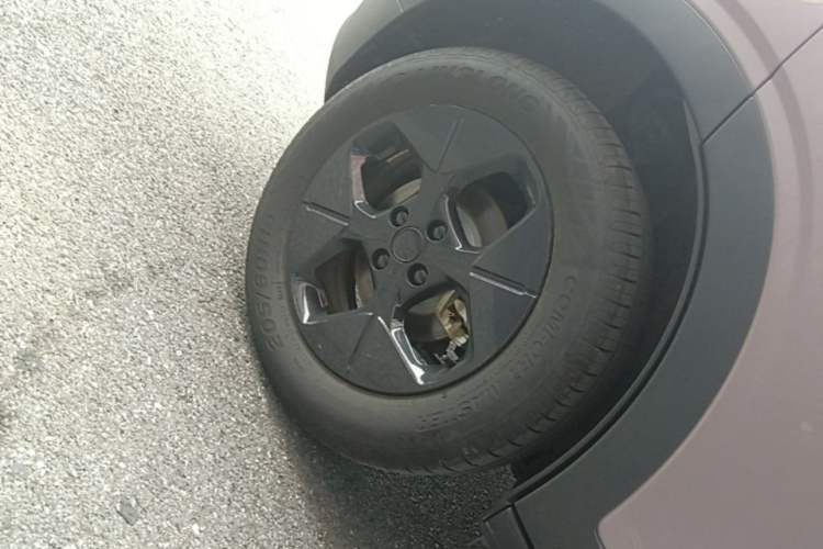 Used Geely Galaxy Geome 2025 UP 410km Exploration Edition Right Rear Wheel Hub
