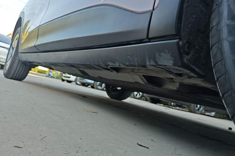 Used Geely Galaxy Geome 2025 310km Youth Edition Right Side Sill