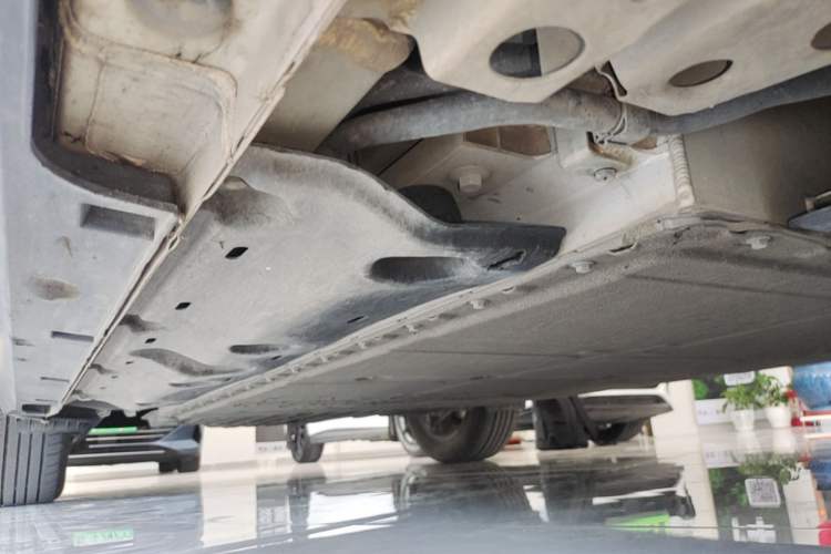 Used Geely Galaxy Geome 2025 UP 410km Exploration Edition Right Side Sill
