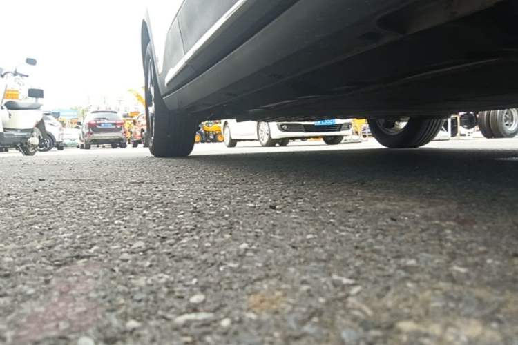 Used Geely Galaxy Geome 2025 UP 410km Exploration Edition Right Side Sill