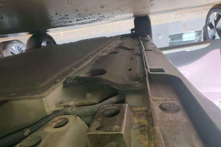 Used Geely Galaxy Geome 2025 UP 410km Exploration Edition Right Side Sill