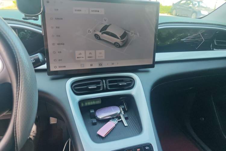 Used Geely Galaxy Geome 2025 UP 410km Exploration Edition Audio And AC Panel