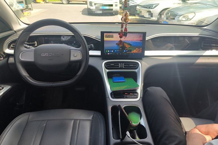 Used Geely Galaxy Geome 2025 310km Youth Edition Center Console