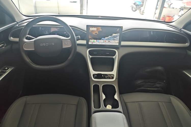 Used Geely Galaxy Geome 2025 310km Youth Edition Center Console