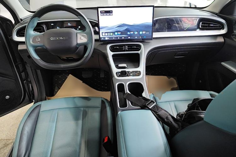 Used Geely Galaxy Geome 2025 UP 410km Exploration Edition Center Console